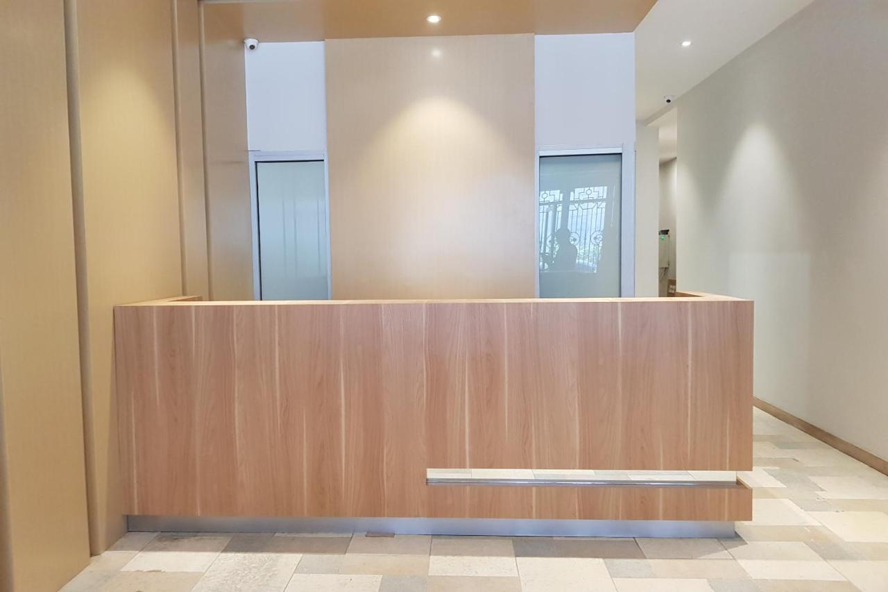 Oyo 90015 Platinum Guest House Μεντάν Εξωτερικό φωτογραφία