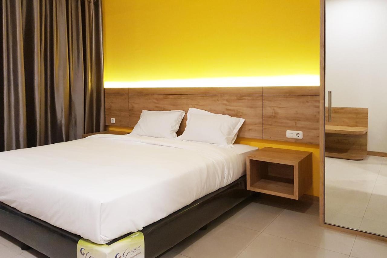 Oyo 90015 Platinum Guest House Μεντάν Εξωτερικό φωτογραφία